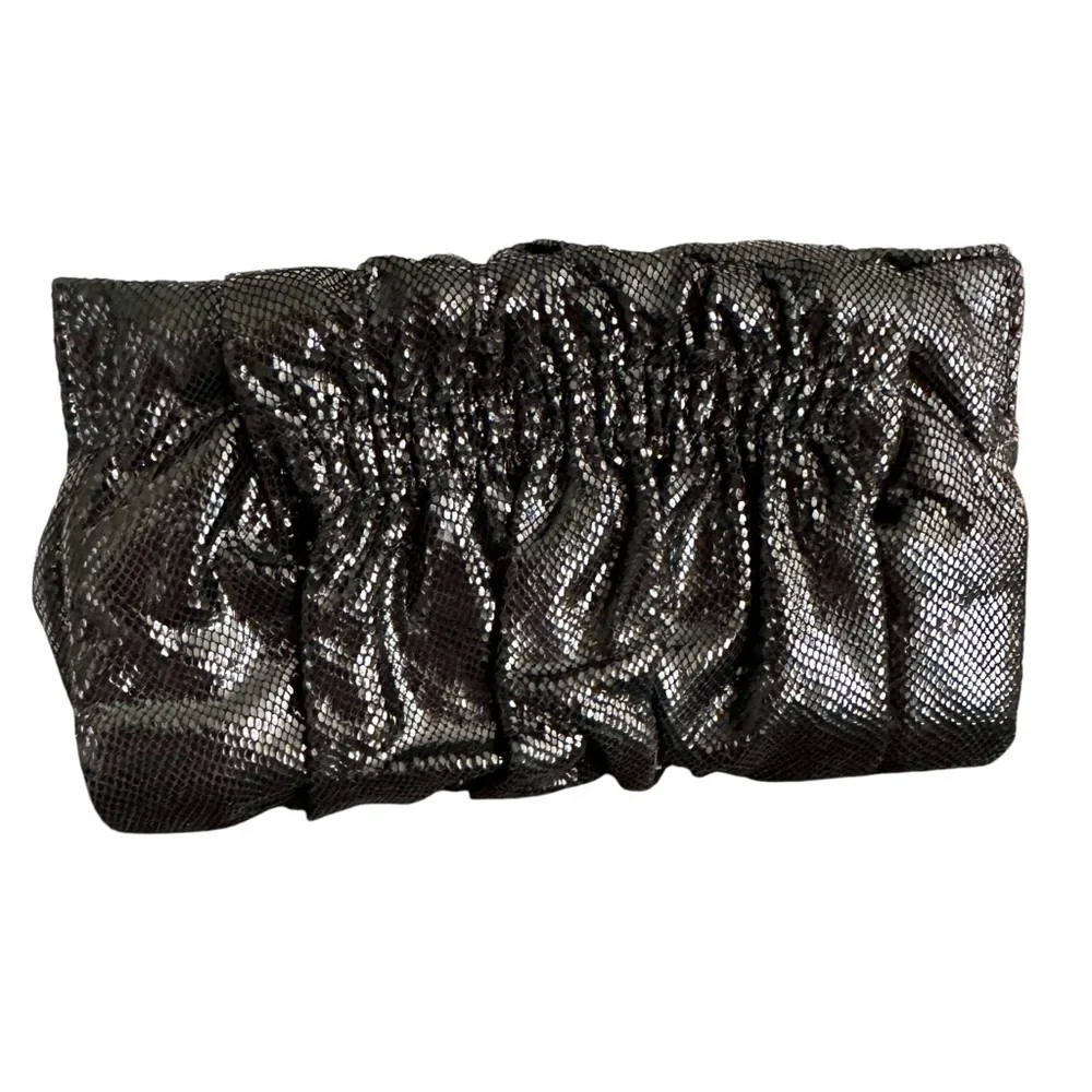 🆕 Henri Bendel Black Snakeskin Evening Bag Clutch
